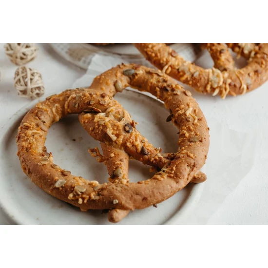 Szafi Bakery BÉCSI SAJTOS-TÖKMAGOS PEREC 135g (gluténmentes), gyorsfagyasztott